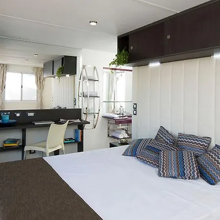 Village Torre Pendente 3*